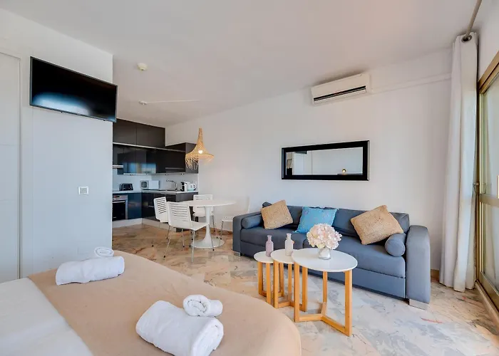 Front Line * מארבלה